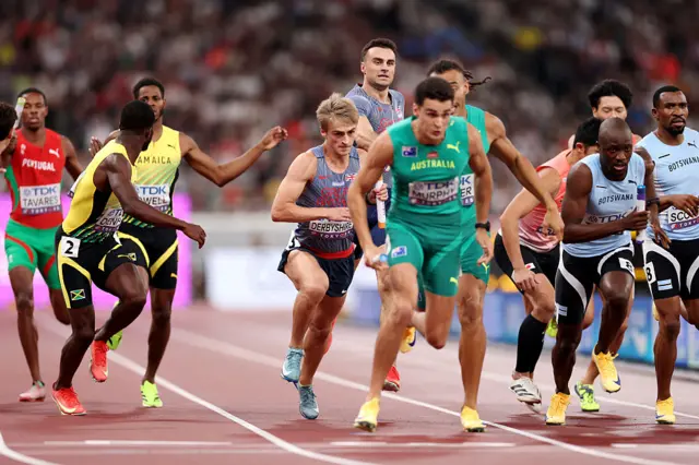 men's 4x400m relay heats