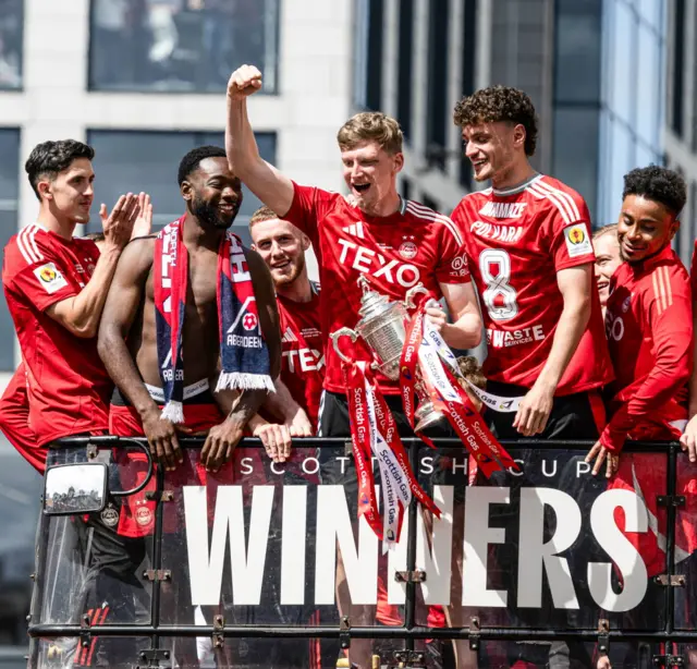 Aberdeen's Scottish Cup-winning bus trip
