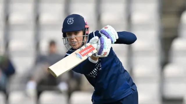 Hampshire captain Georgia Adams batting for her team against Lancashire