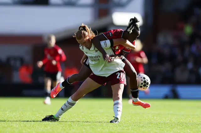 Katie Reid battles Melvine Malard