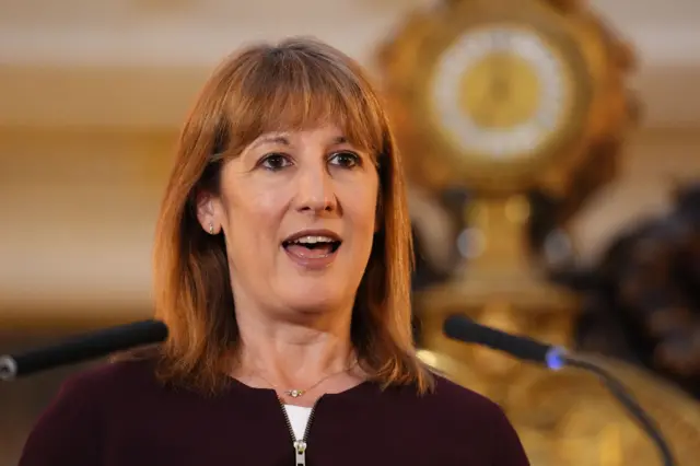 Close up image of Rachel Reeves