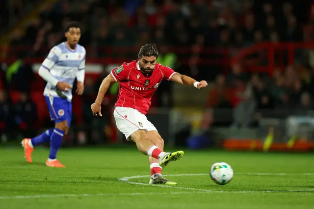 Lee takes aim at goal for Wrexham