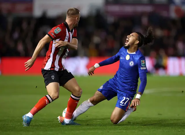 Malo Gusto goes down under a challenge