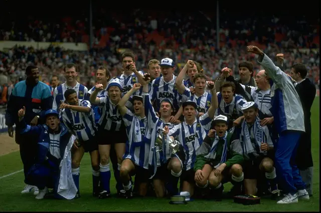 Sheffield Wednesday win the 1991 League Cup