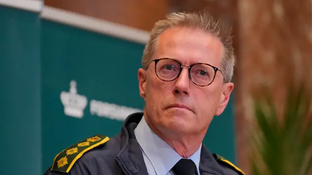 Chief of Police Thorkild Foged in uniform answers questions