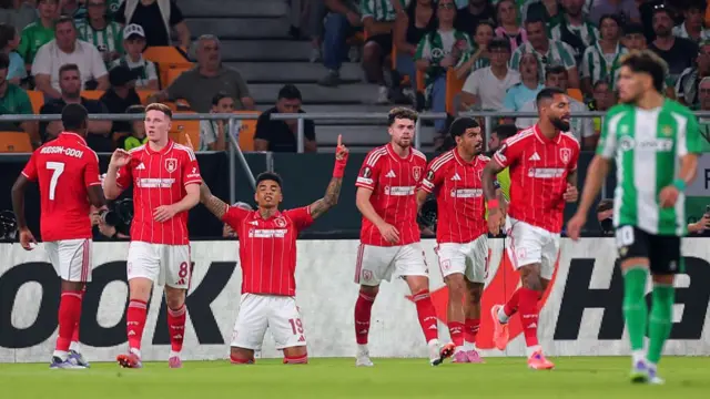 Nottingham Forest's Igor Jesus celebrates