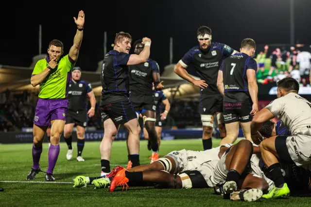 McDowall try