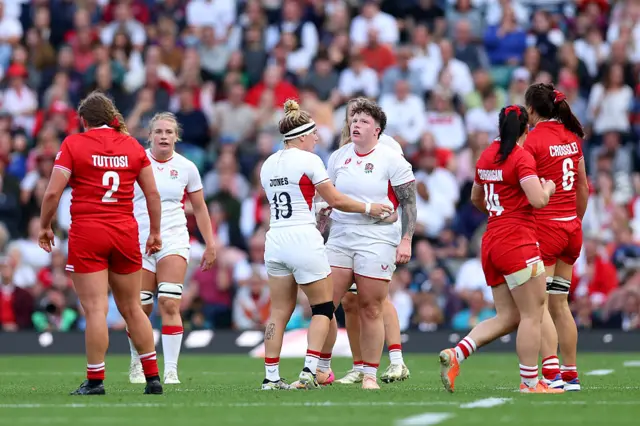 England's prop Hannah Botterman makes an illeagal tackle