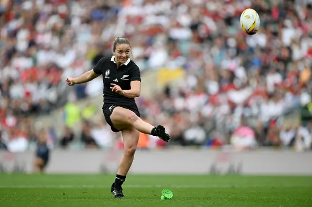 Renee Holmes of New Zealand