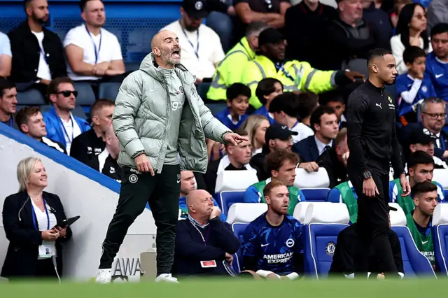 Enzo Maresca reacts.