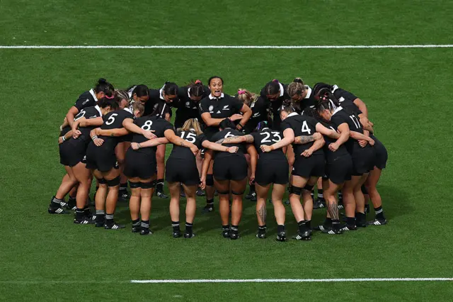 New Zealand started Hacka in a huddle