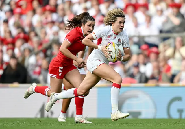 Ellie Kildunne of England