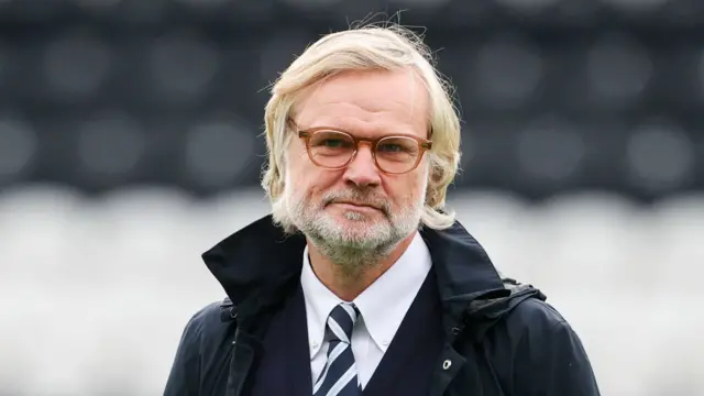 Dundee manager Steven Pressley
