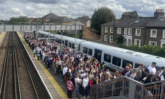 England supporters