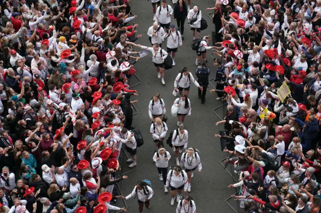 England arrive