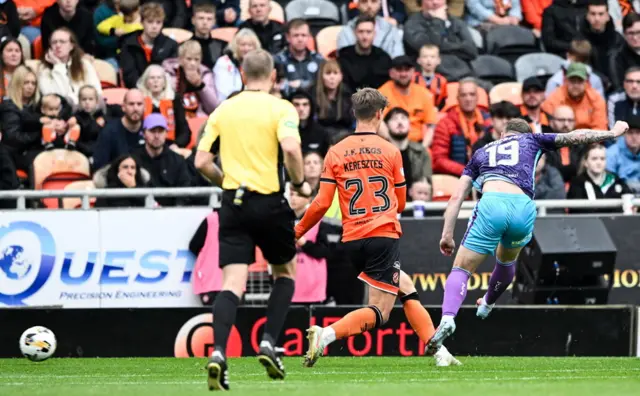 Bruce Anderson scores