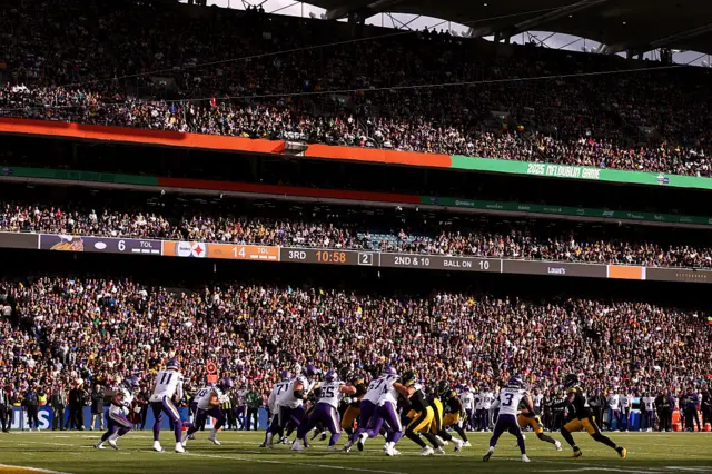 General view of the match in play during the NFL 2025 game between Minnesota Vikings and Pittsburgh Steelers at Croke Park