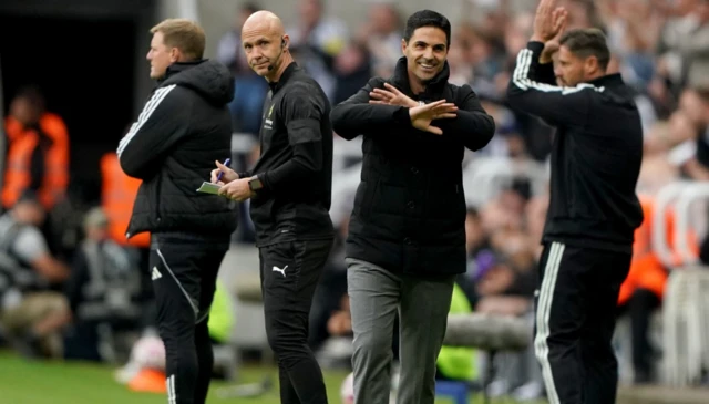 Arsenal manager Mikel Arteta reacts after the VAR decisio