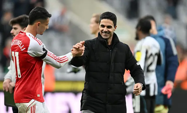 Mikel Arteta and Gabriel Martinelli at St. James' Park