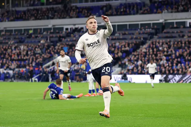 Jarrod Bowen of West Ham United celebrates