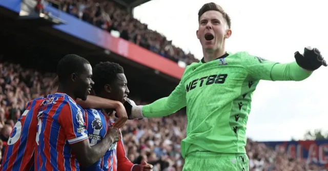 Dean Henderson celebrates