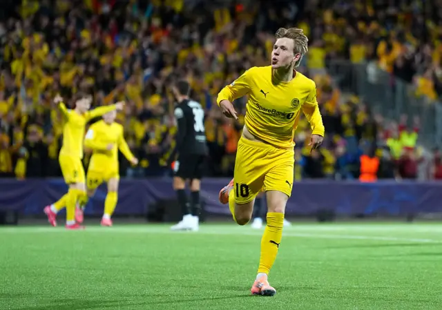 Jens Petter Hauge scores