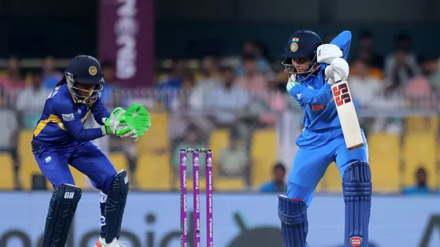 Harleen Deol of India bats