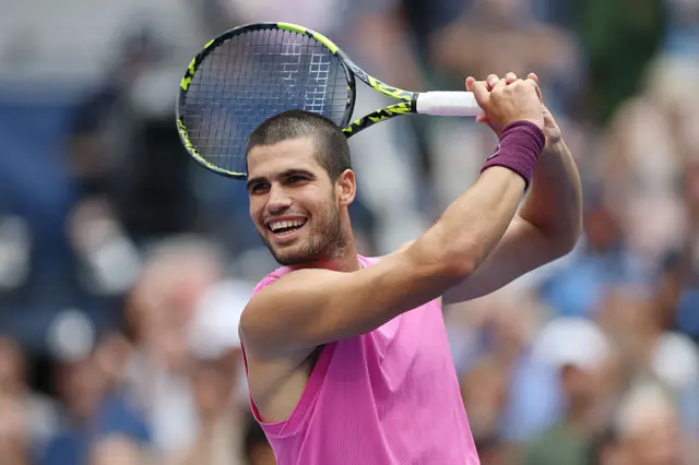 Alcaraz ccelebrates reaching US Open final with golf swing celebration