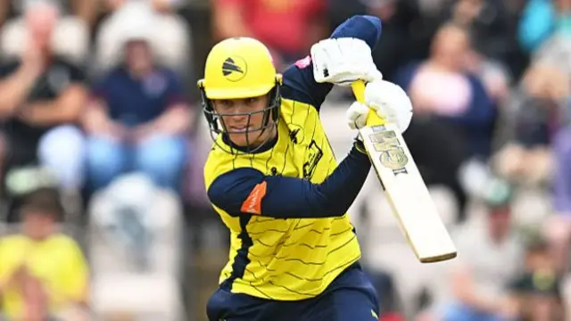 Roby Albert batting for Hampshire