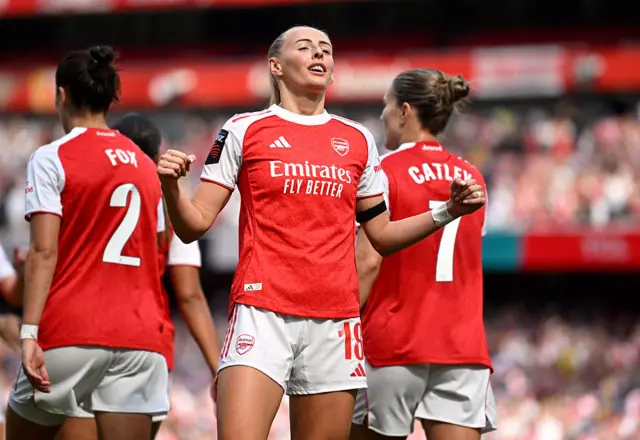 Chloe Kelly of Arsenal celebrates