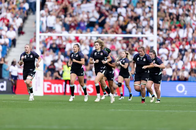 England team running
