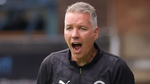 Darren Ferguson shouting