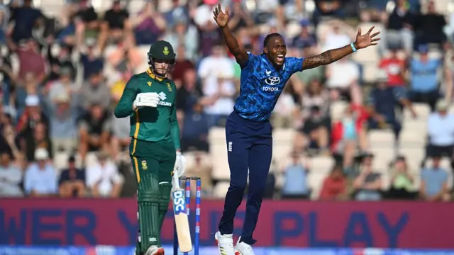 Jofra Archer appeals