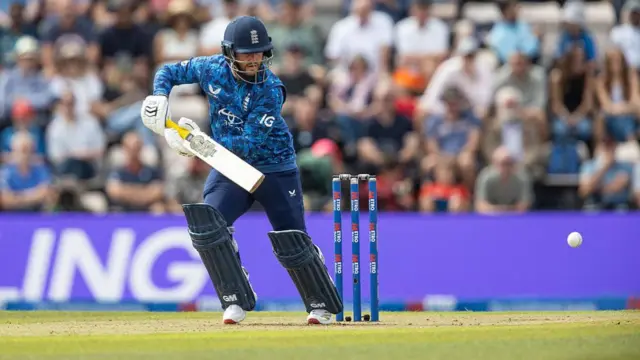 Ben Duckett bats vs South Africa