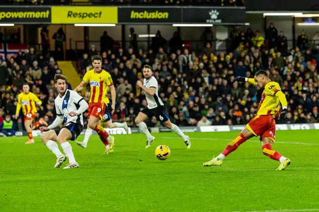 Thomas Ince of Watford scores