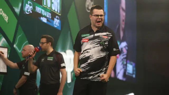 Gian van Veen celebrates