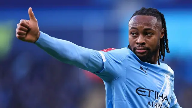 ANtoine Semenyo gives a thumbs up during his Man City debut