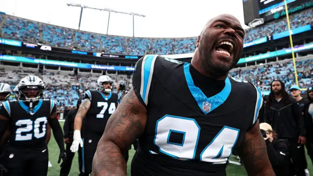 Los Angeles Rams @ Carolina Panthers (21:30 GMT)