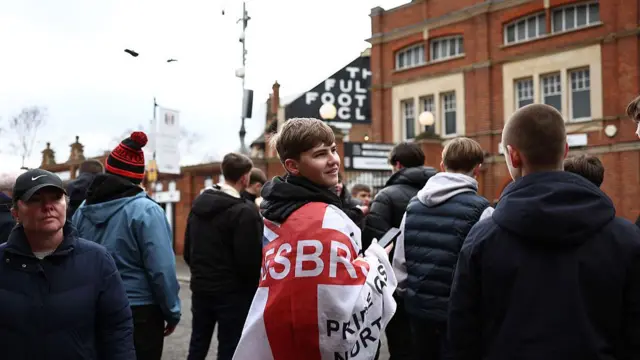 Middlesbrough fans outside Craven Cottage