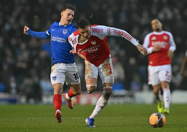Adrian Segecic challenges Ben White