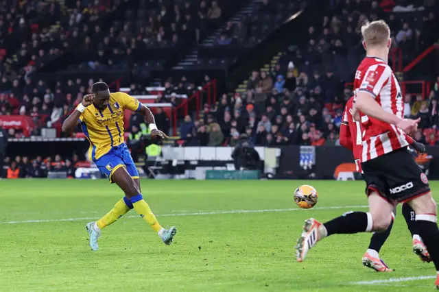 Lucas Akins shoots