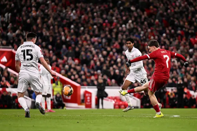 Florian Wirtz scores for Liverpool