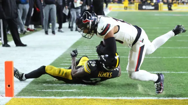 Christian Kirk scores a touchdown for the Houston Texans against the Pittsburgh Steelers
