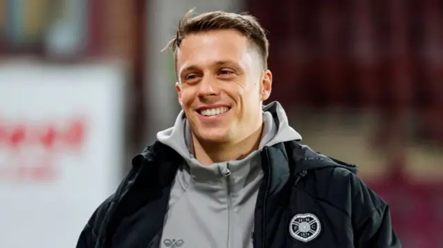 Hearts goalkeeper Alexander Schwolow