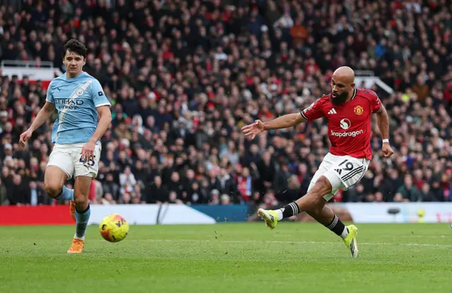 Bryan Mbeumo of Manchester United scores his team's first goal