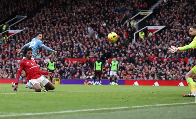 Patrick Dorgu of Manchester United scores a goal to make it 2-0