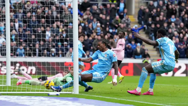 Haji Wright scoring the winner for Coventry