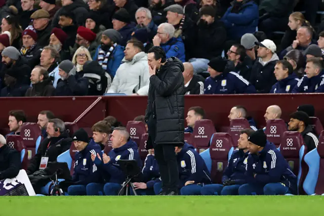 Unai Emery, Manager of Aston Villa, reacts