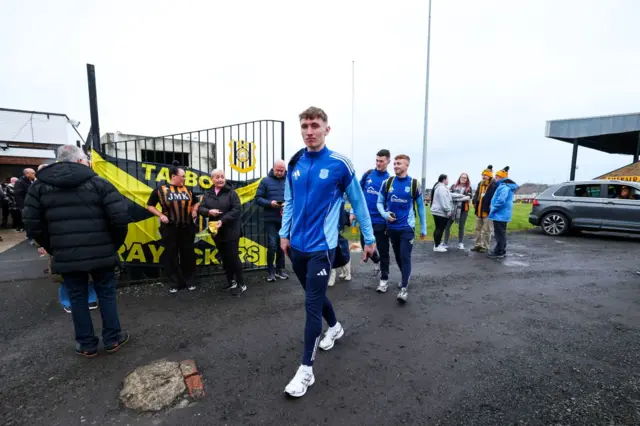Auchinleck Talbot arrive