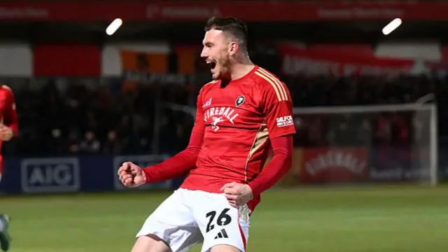 Ryan Graydon celebrates